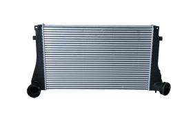 INTERCOOLER  Nissens